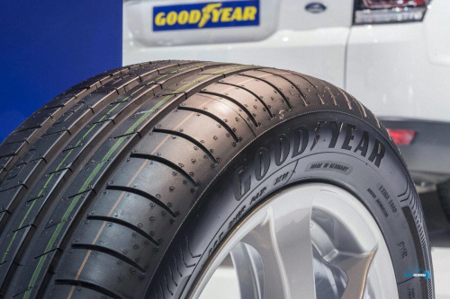 Goodyear EfficientGrip Performance 205/55 R15 88V TL