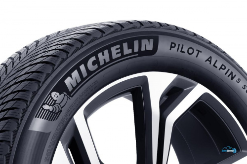 Michelin Pilot Alpin 5 SUV 275/45 R20 110V XL  * TL ZP