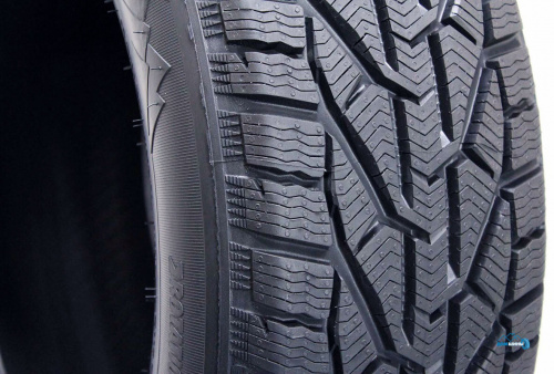 Kormoran SUV Snow 215/65 R17 99V TL