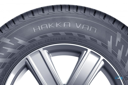 Nokian Tyres Hakka Van 215/75 R16C 116/114S  TL
