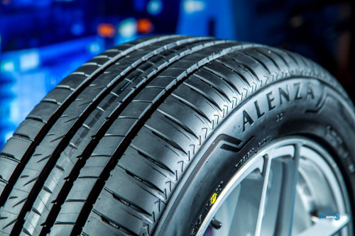 Bridgestone Alenza 001 255/50 R21 109Y XL * TL