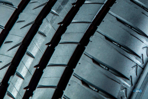 Bridgestone Alenza 001 255/50 R21 109Y XL * TL