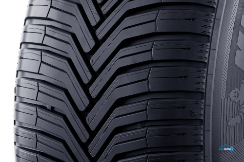 Michelin CrossClimate SUV 215/50 R18 92W TL