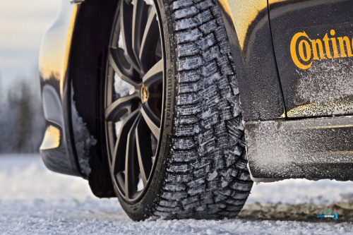 Continental ContiIceContact 2 205/55 R16 94T (шип.)