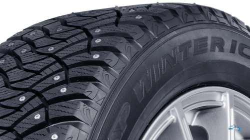 Dunlop SP Winter Ice 03 215/55 R17 98T (шип.)