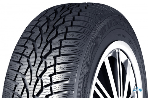 Nankang SW7 235/50 R18 101T (шип.)