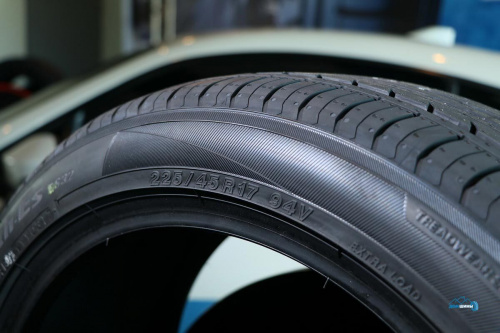 Yokohama BluEarth-Es ES32A 225/50 R17 94V  TL