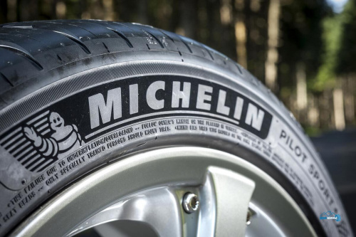 Michelin Pilot Sport 4 255/35ZR19 96(Y) XL  TL